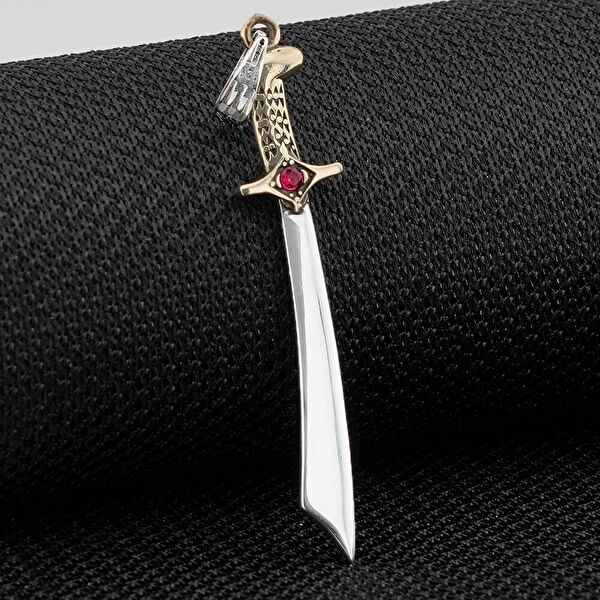 Mona Roza Kolye, Zincir, Künye