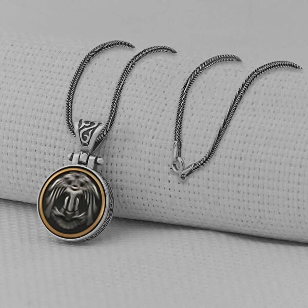 Mona Roza Kolye, Zincir, Künye