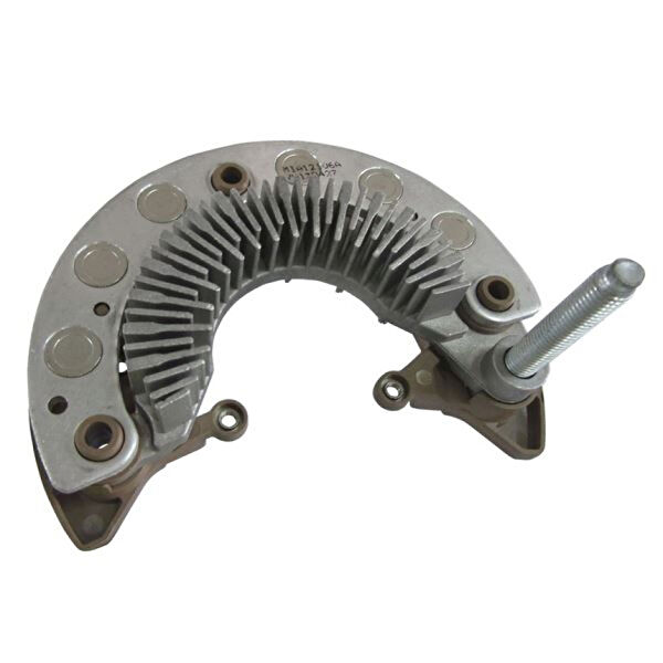 Universal Alternatör