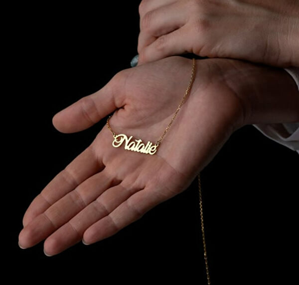 Mona Roza Altın Kolye