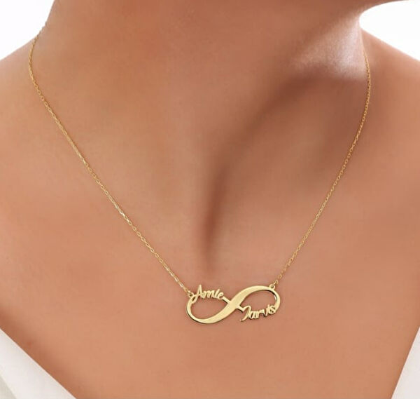 Mona Roza Altın Kolye