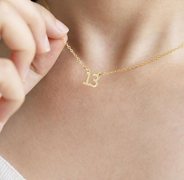 Mona Roza Altın Kolye