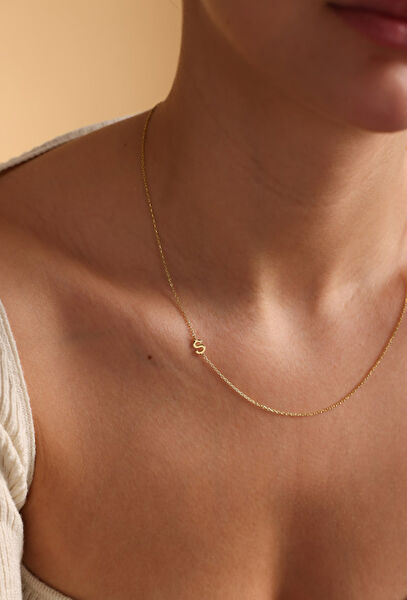 Mona Roza Altın Kolye