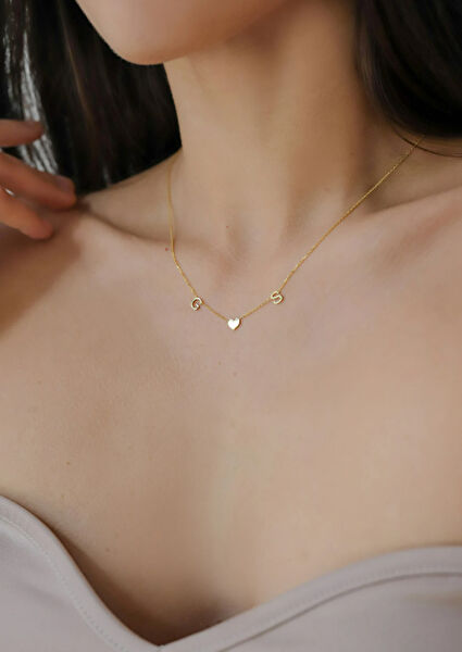 Mona Roza Altın Kolye