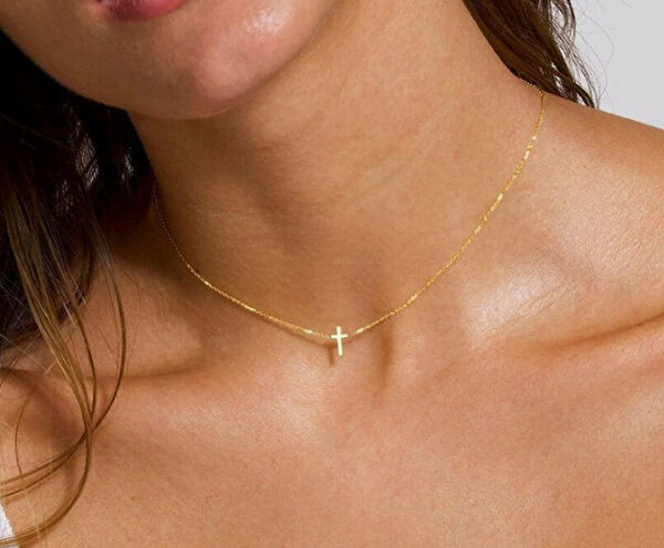 Mona Roza Altın Kolye