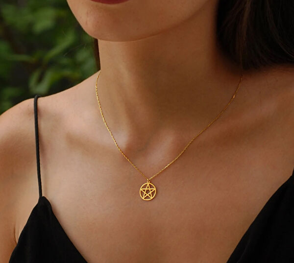 Mona Roza Altın Kolye