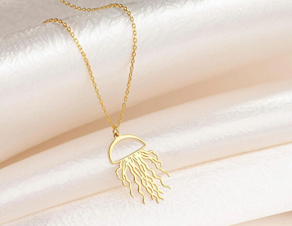 Mona Roza Altın Kolye