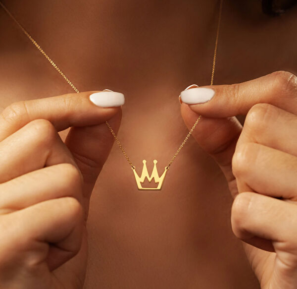 Mona Roza Altın Kolye