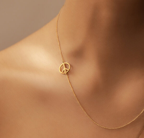 Mona Roza Altın Kolye