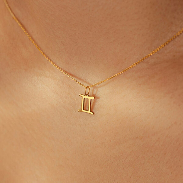 Mona Roza Altın Kolye