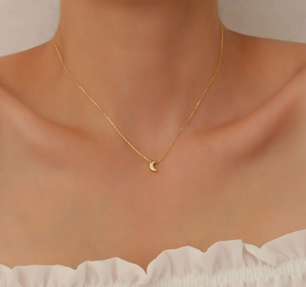 Mona Roza Altın Kolye