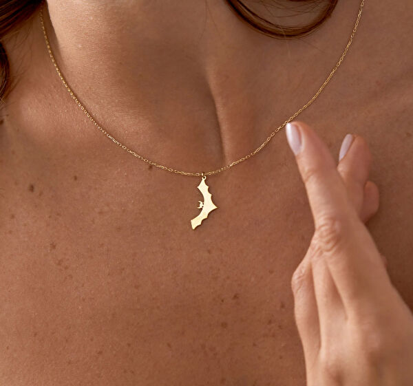 Mona Roza Altın Kolye