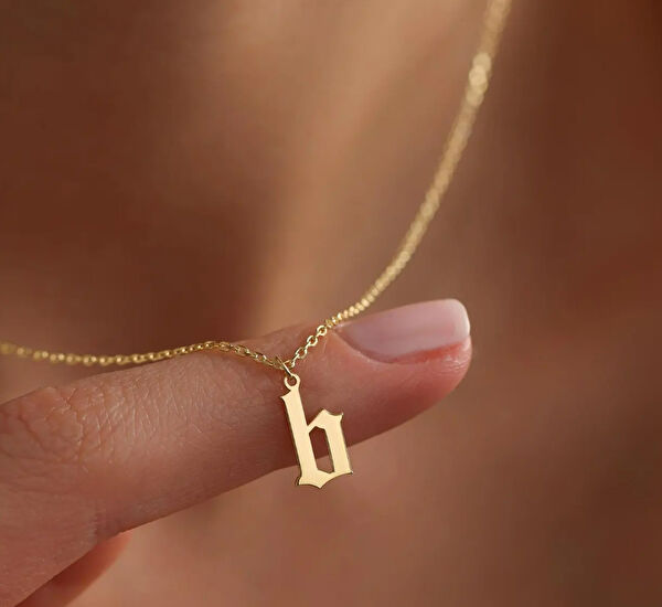 Mona Roza Altın Kolye