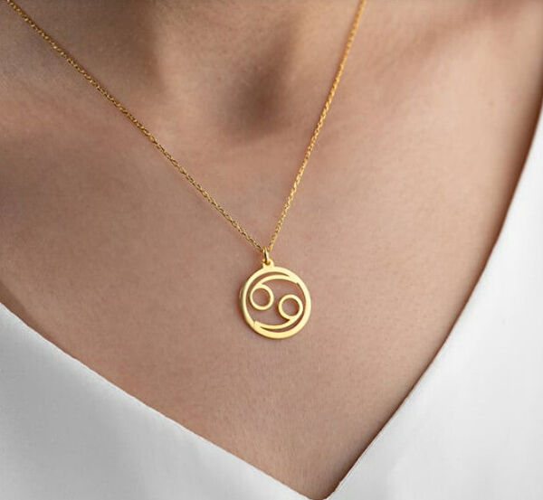 Mona Roza Altın Kolye