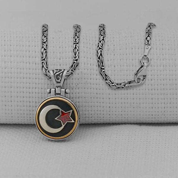 Mona Roza Kolye, Zincir, Künye