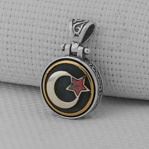 Mona Roza Kolye, Zincir, Künye