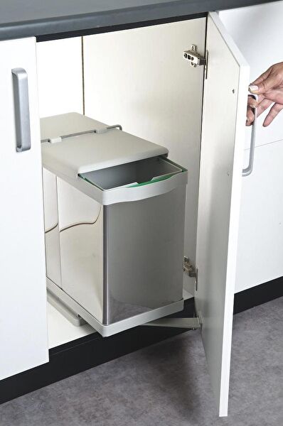 Pelikan Çöp Kovası