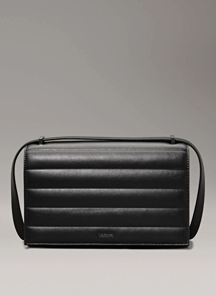 Calvin Klein Kadın Omuz Çantası