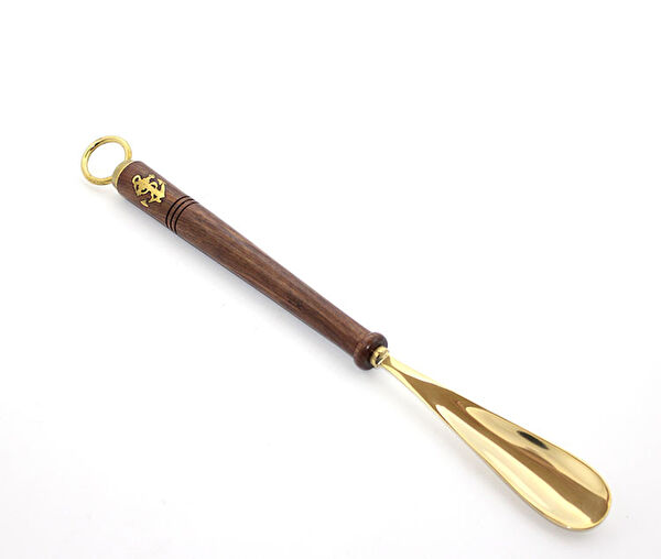 TTT Kerata, Ayakkabı Çekeceği