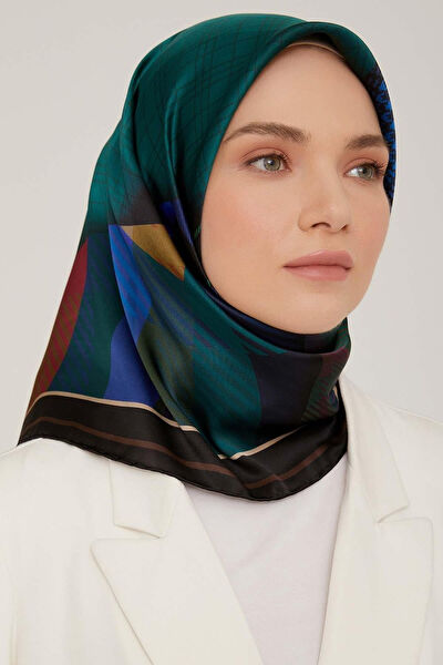 Armine Şal, Eşarp ve Aksesuarı