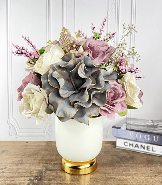 Nettenevime Yapay Çiçek, Meyve