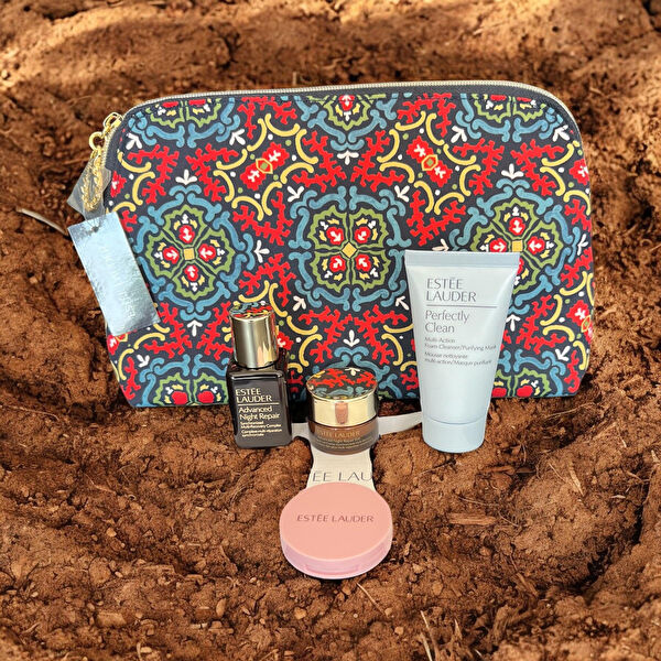 Estee Lauder Makyaj Çantası