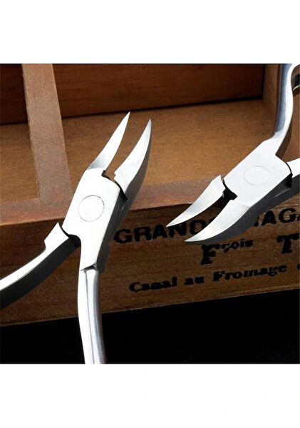 Ne Alırsan Ucuz Manikür, Et Pensi