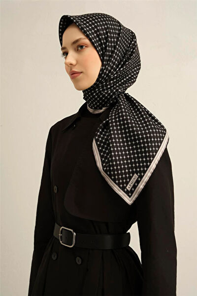 Armine Şal, Eşarp ve Aksesuarı