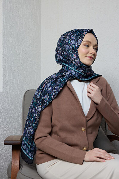 Miray Şal, Eşarp ve Aksesuarı