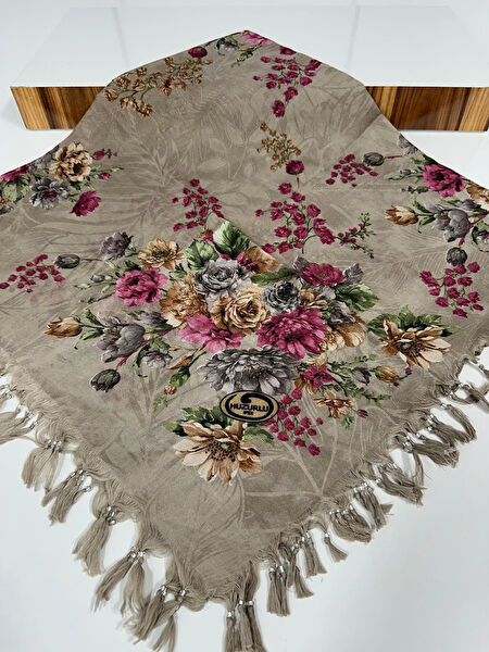 Huzur Şal, Eşarp ve Aksesuarı