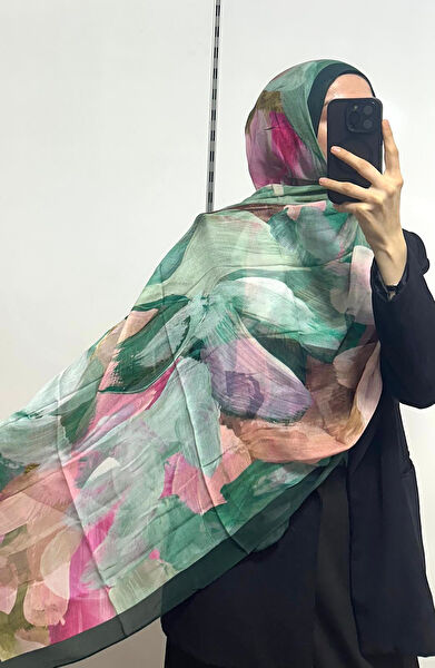 Miray Şal, Eşarp ve Aksesuarı