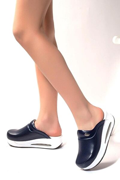 BLUMSABOTERLİK Kadın Terlik