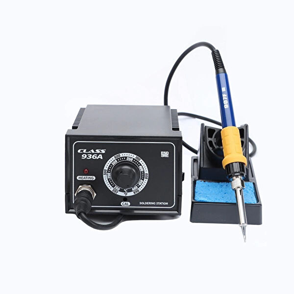 Claas Lehim, Havya ve Aksesuarları