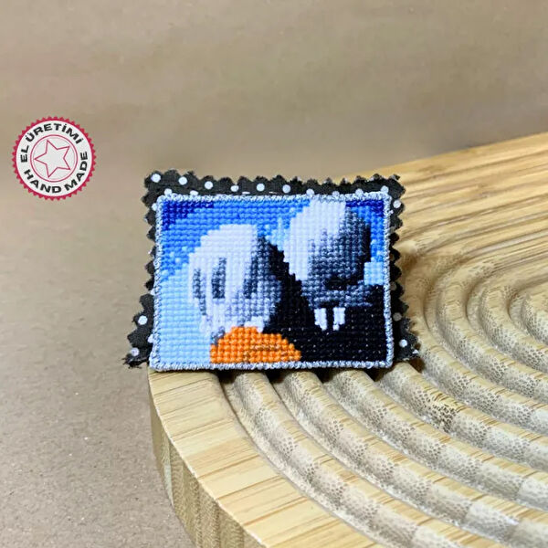 Uretti Broş, Yaka İğnesi, Rozet