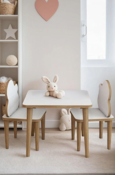 Genelec Masa, Sandalye