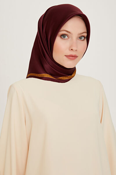 Armine Şal, Eşarp ve Aksesuarı