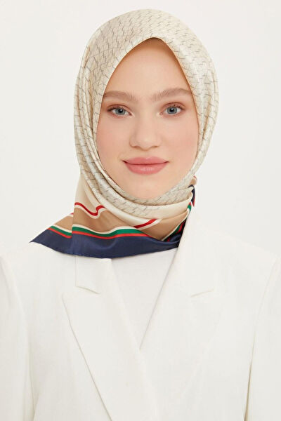 Armine Şal, Eşarp ve Aksesuarı