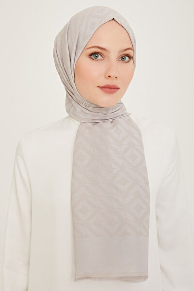 Armine Şal, Eşarp ve Aksesuarı