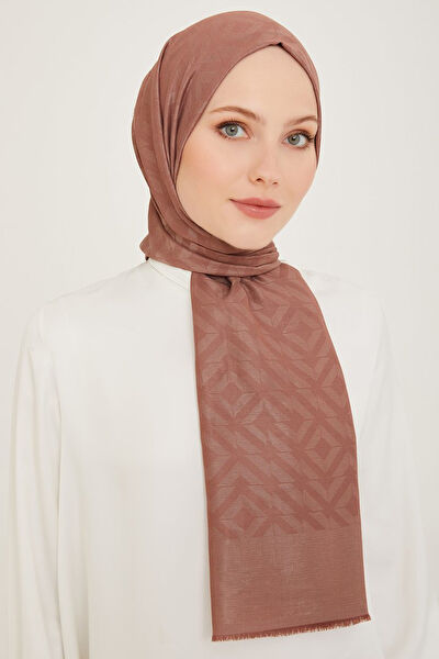 Armine Şal, Eşarp ve Aksesuarı