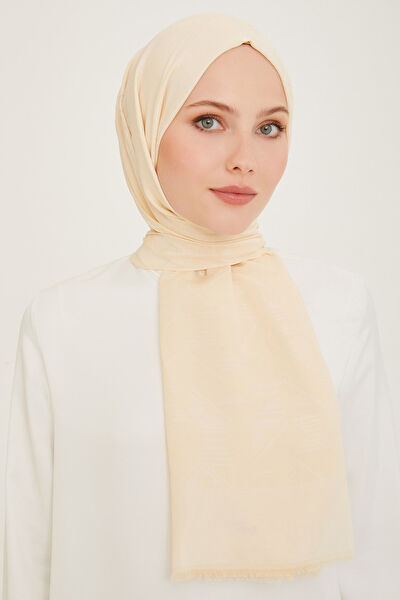 Armine Şal, Eşarp ve Aksesuarı