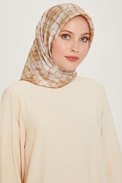 Armine Şal, Eşarp ve Aksesuarı