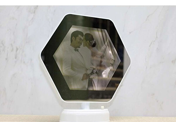 Ardhediyelik Çerçeveli Ayna