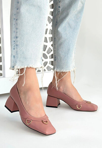 Alfa Aksesuar 03 Klasik Topuklu Ayakkabı