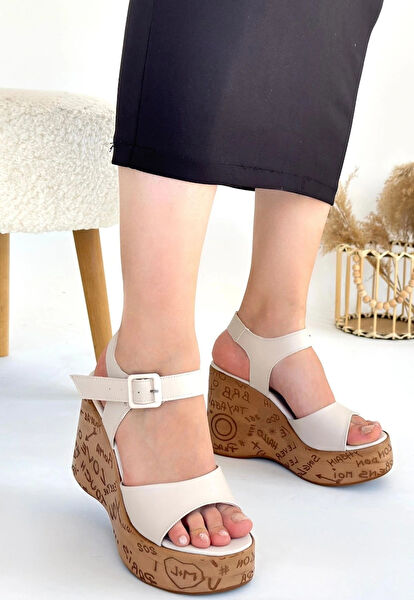 Alfa Aksesuar 03 Dolgu Topuklu Ayakkabı