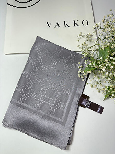 Vakko Şal, Eşarp ve Aksesuarı