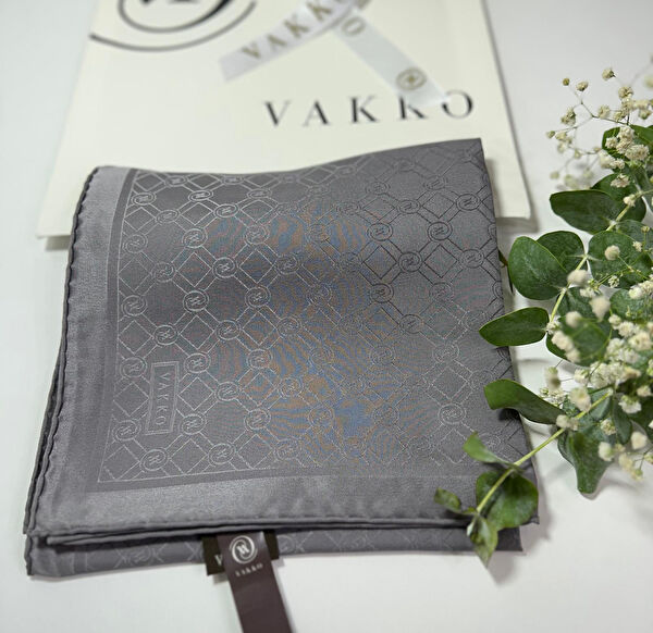 Vakko Şal, Eşarp ve Aksesuarı