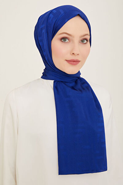 Armine Şal, Eşarp ve Aksesuarı