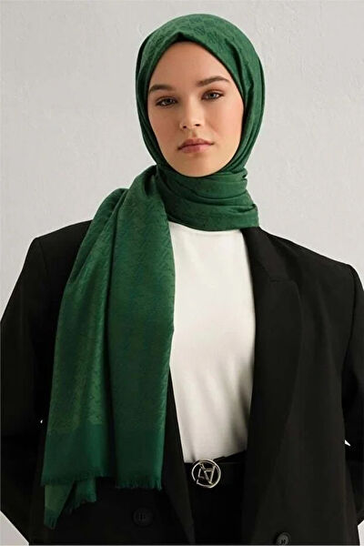 Armine Şal, Eşarp ve Aksesuarı