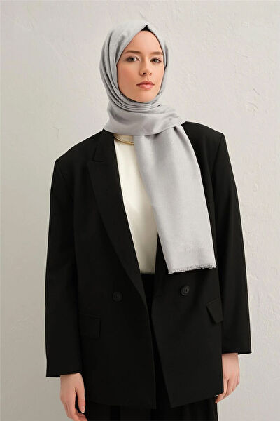 Armine Şal, Eşarp ve Aksesuarı