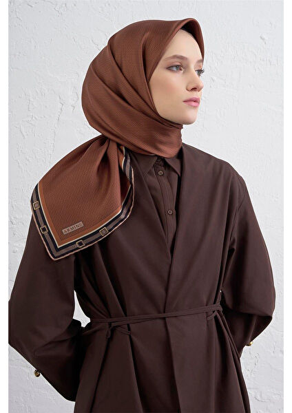 Armine Şal, Eşarp ve Aksesuarı